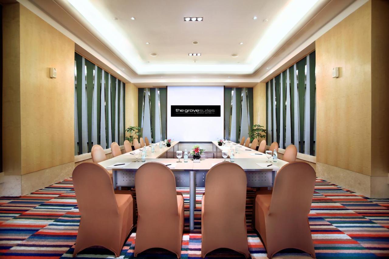 The Grove Suites By Grand Aston Jakarta Eksteriør bilde